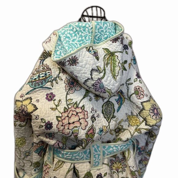 Upcycled Quilt Robe - cozy for reading and lounging - Picture 4 of 5